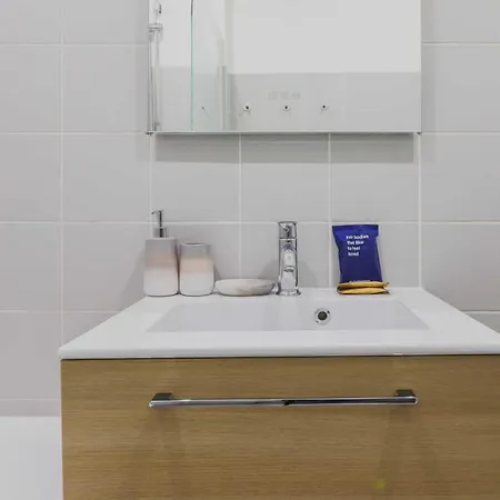 Apartament Charming 1br-2p-paris 7th-bon Marche Paryż